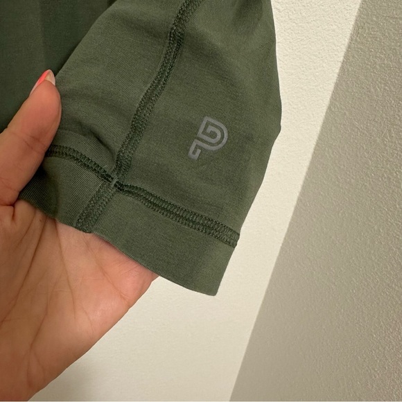 Public Rec Go To Crew T Shirt Short Sleeves Size Medium Men’s Army Green Color - Picture 6 of 8